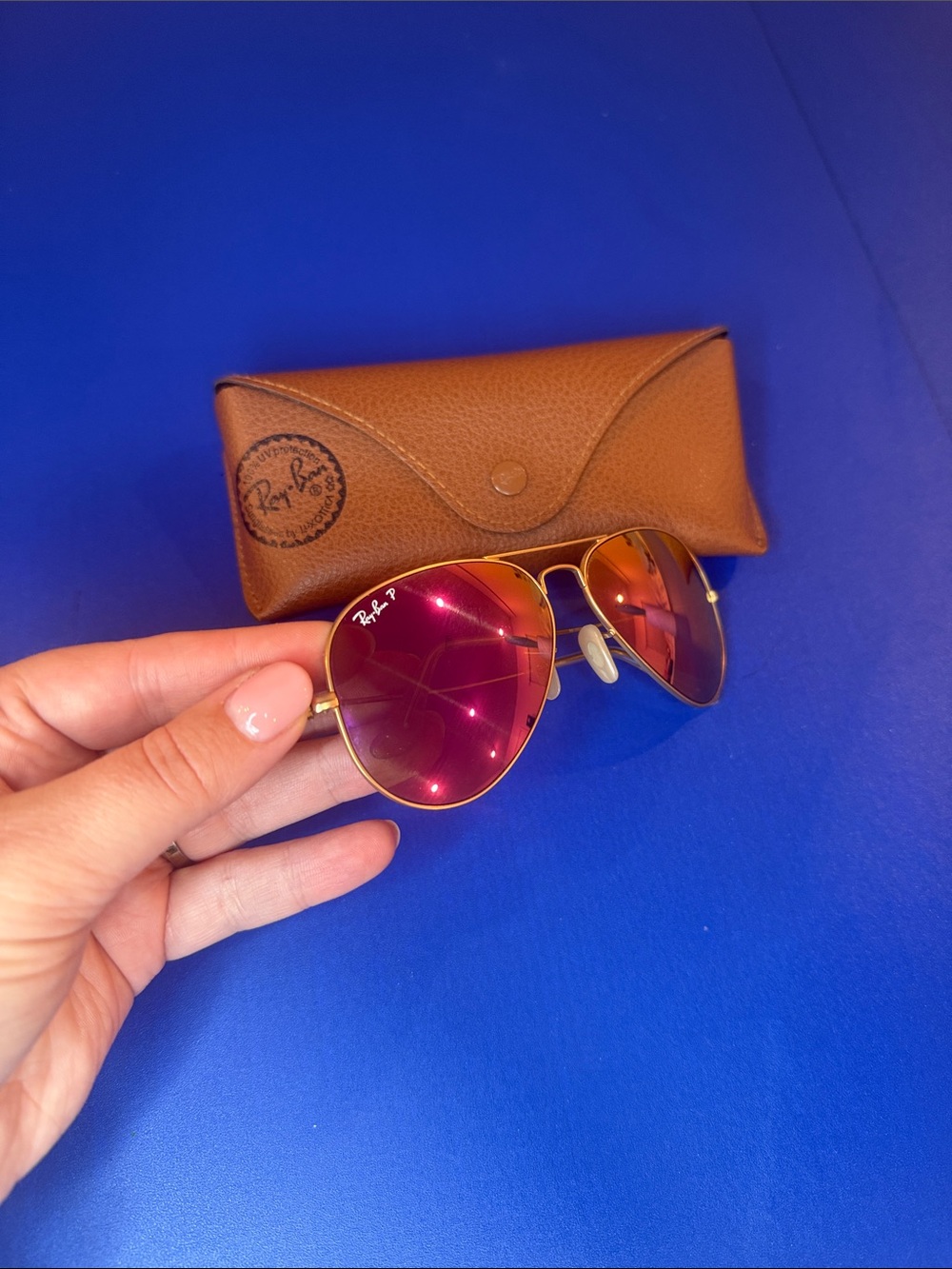 Ray-Ban Aviator Sunglasses with Pink Reflective Lenses and Gold Frame